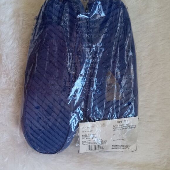 Classic Comfortable Lined Moccasin Slippers (Size 7) "Blue Color Only" ~ NEW!!! - Picture 5 of 6